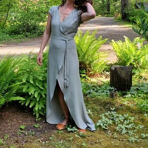 Reformation Chamomile green wrap dress. Size small, good condition.
